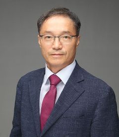 김홍섭